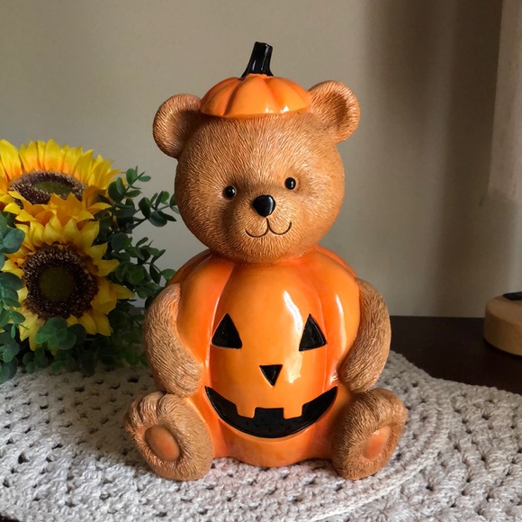 boutique Other - Resin PUMPKIN Teddy Bear Halloween Home Decor